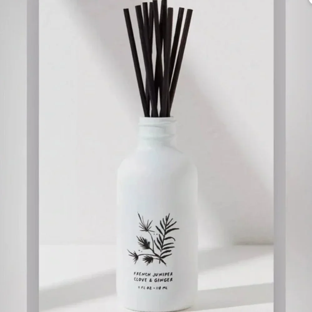 NIB Free People Apothecary Reed Diffuser in French Juniper, Clove & Ginger